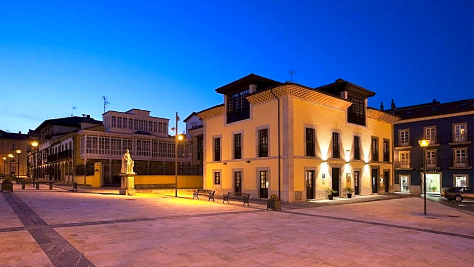 Antiguo Casino Hotel