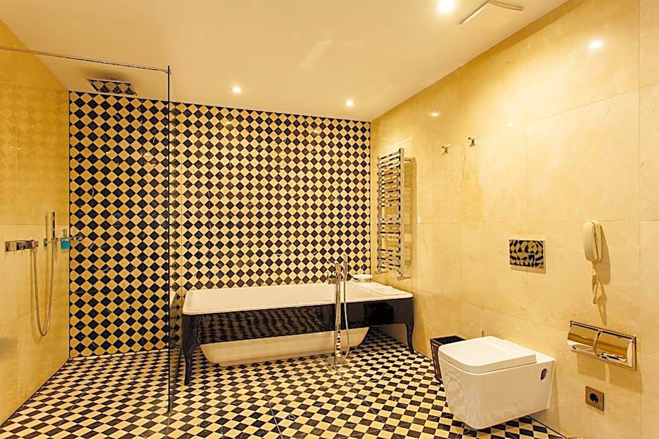 Quentin Boutique Hotel