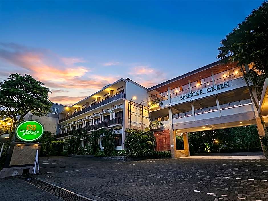 SPENCER GREEN HOTEL