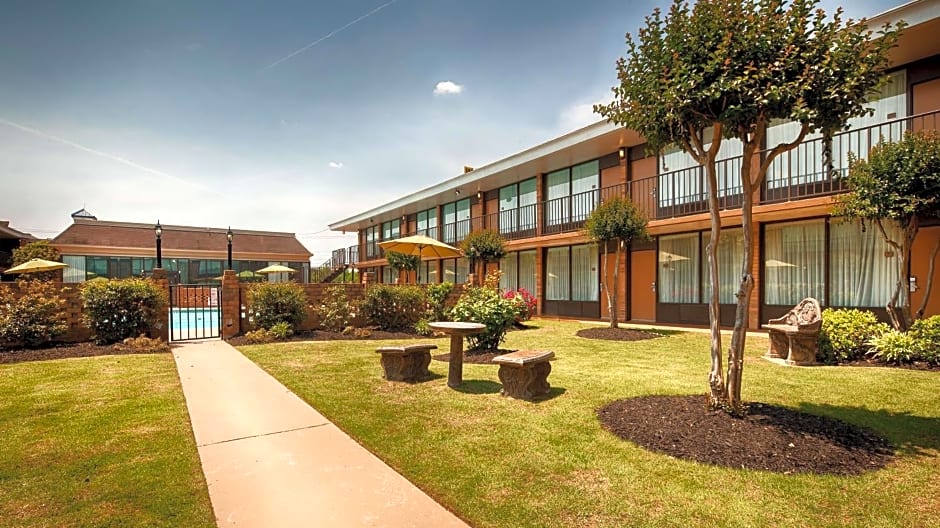 Best Western Greenville Airport
