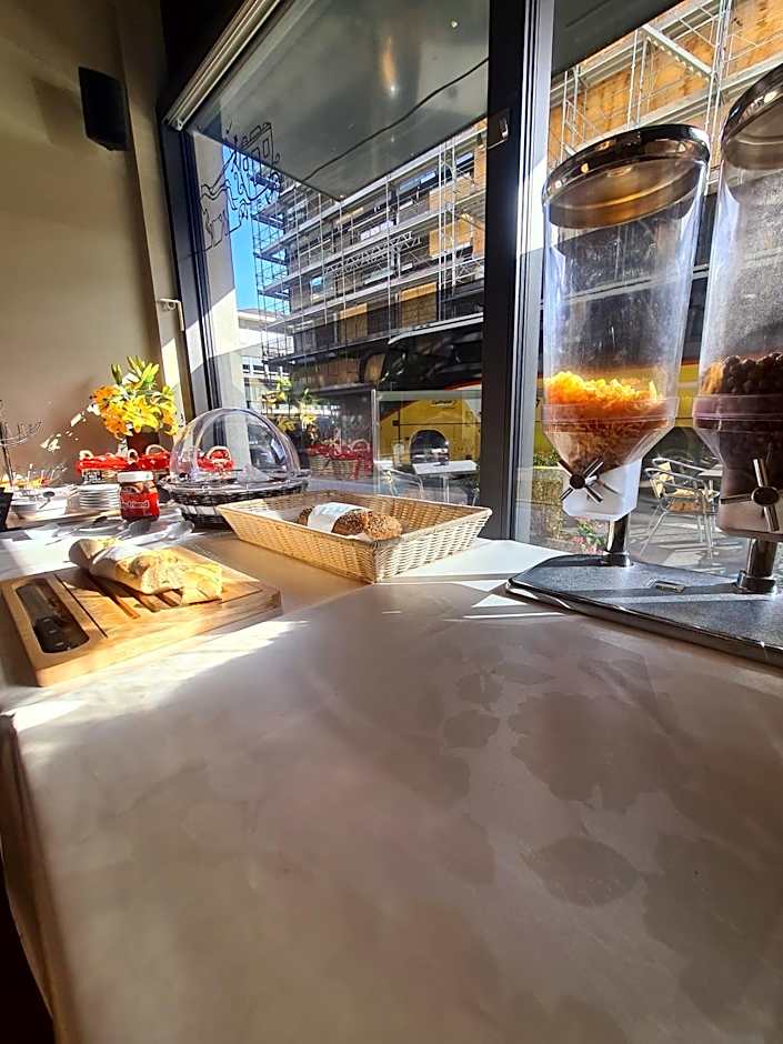 Hôtel de la Poste Martigny - City Center