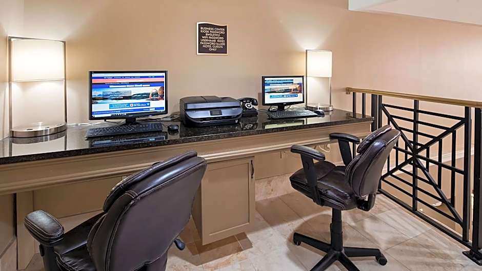 Best Western Plus Ambassador Suites Venice