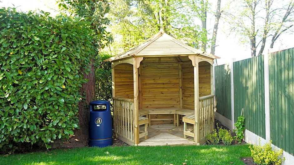 The Lawn Guest House