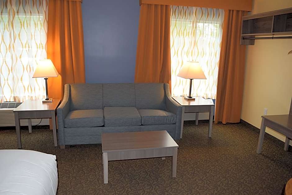 Days Inn by Wyndham Cadillac