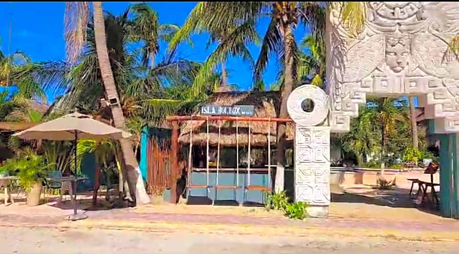 Mayan Mittoz