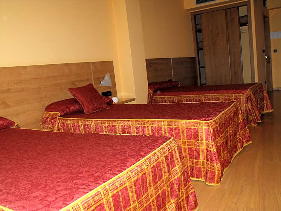 Hotel Restaurante Pontiñas