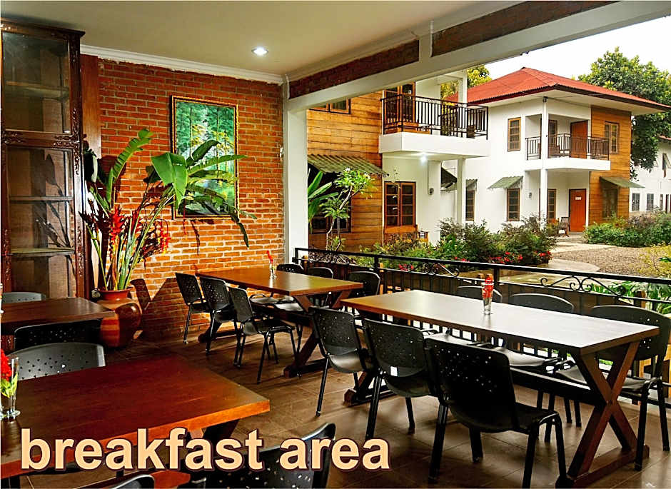 Puri Saras Family Garden Hotel Syariah