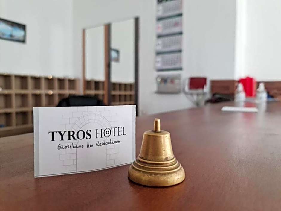 Tyros Hotel und Gästehaus am Weidendamm