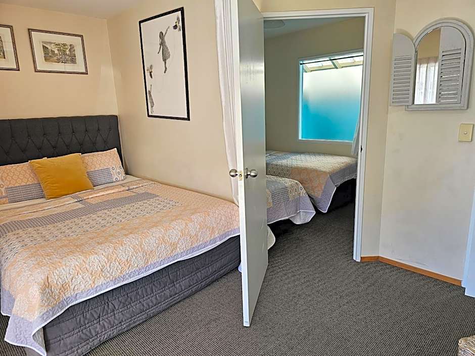 Albert Number 6 Motel