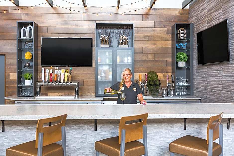 Holiday Inn Roanoke - Valley View By IHG