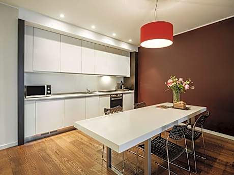 1 Bedroom Apartment with Extra Bed