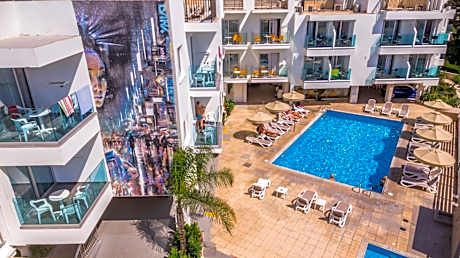 A Maos Hotel Apartments