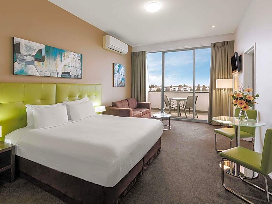 Mercure Melbourne Caroline Springs