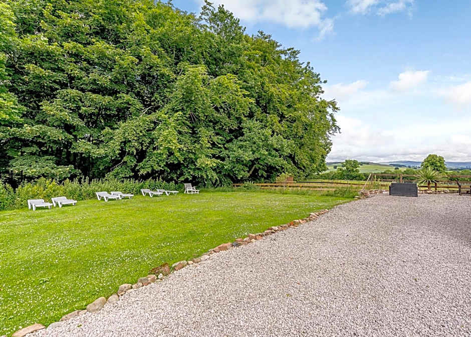 Calthwaite Hall Lodges