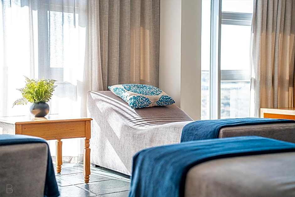 Lagoon Beach Hotel Apartments