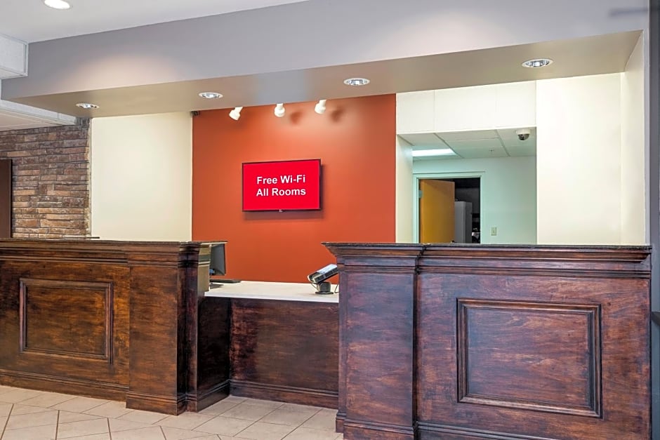 Red Roof Inn & Suites Biloxi-Ocean Springs