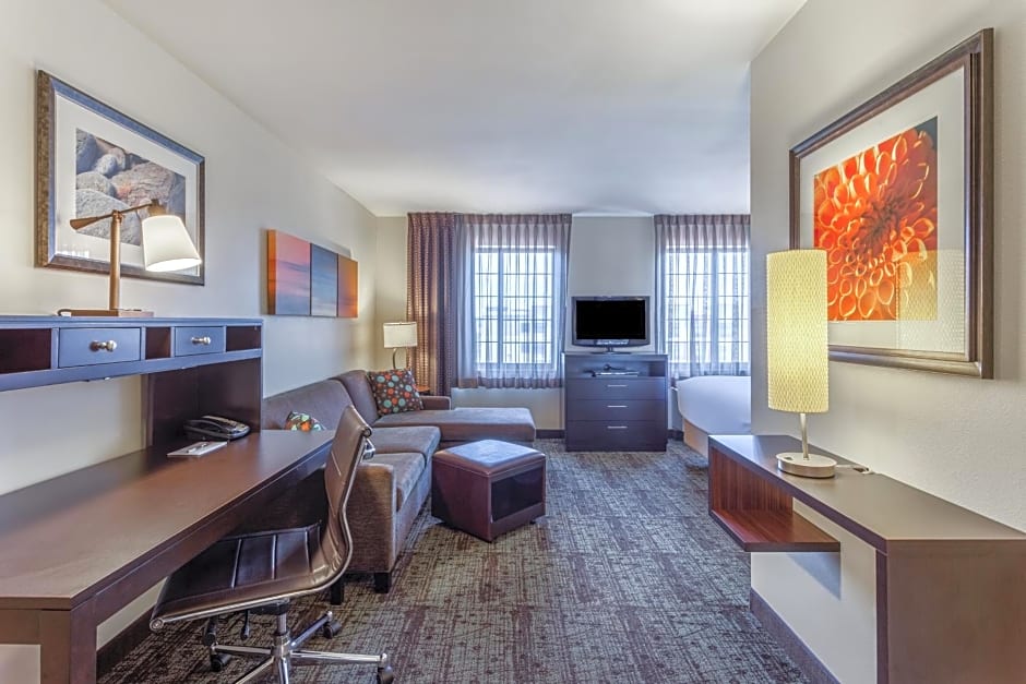 Staybridge Suites Davenport