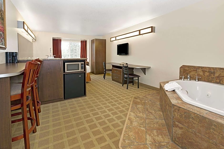 Microtel Inn & Suites By Wyndham Cheyenne