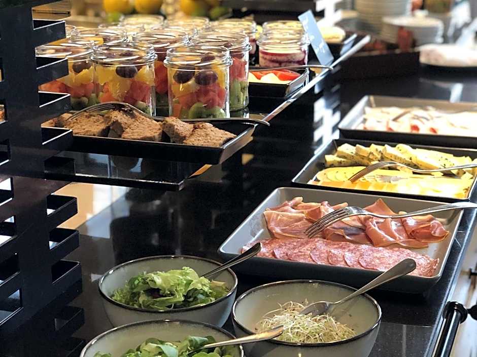 Mercure Wiazowna Brant