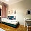 Hostel Helvetia - Private Rooms in City Center