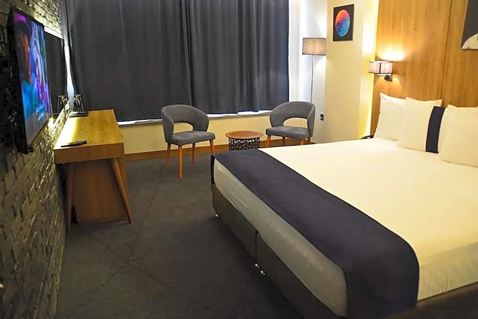 Monarch Hotel Amman
