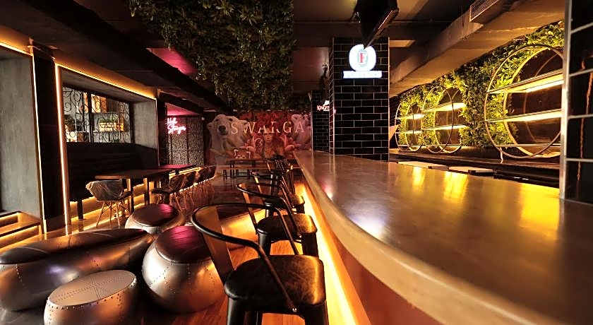 Hotel Cenneys Gateway