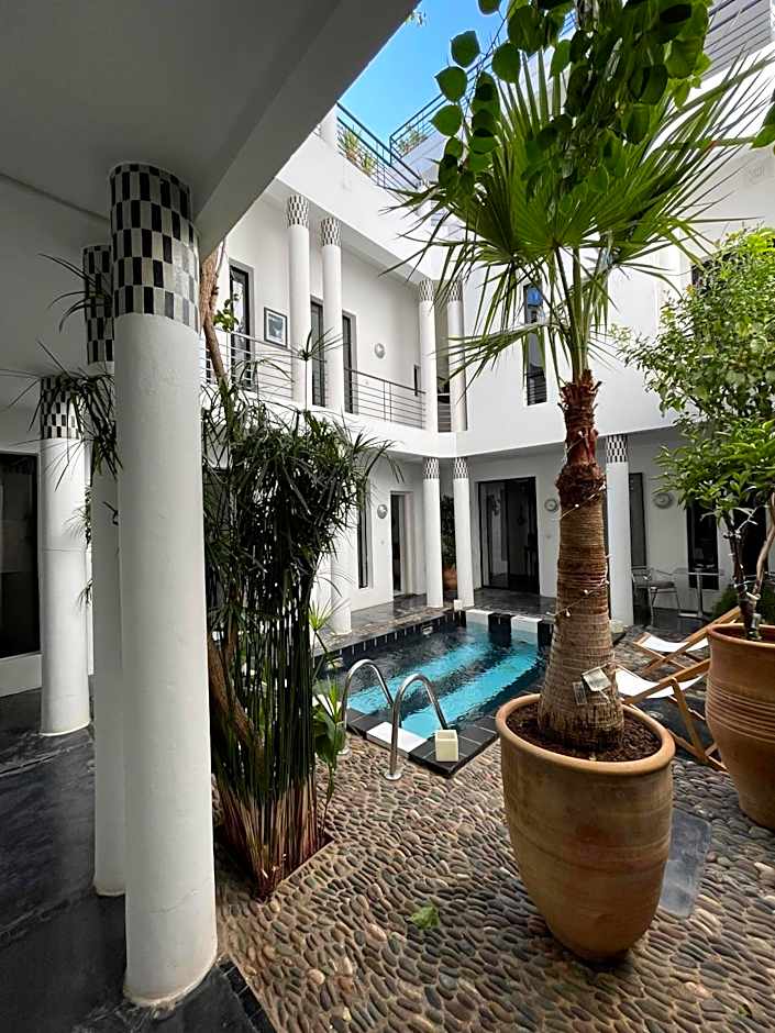 Riad Tchina