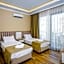 Miss Cleopatra Hotel