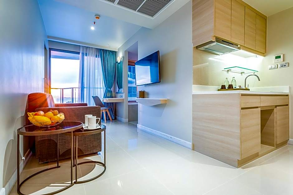 Centara Sonrisa Residences & Suites Sriracha