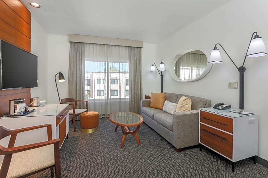 DoubleTree Suites by Hilton Sacramento - Rancho Cordova – Rancho Cordova, CA