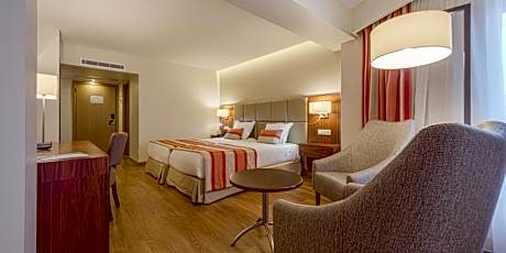 Hotel Cinquentenario & Conference Center