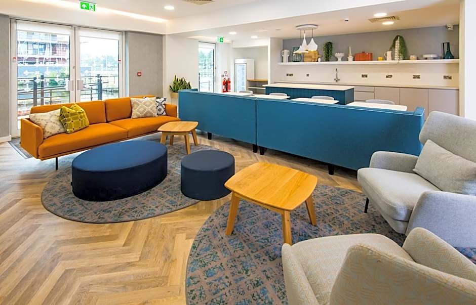 StayBridge Suites Cardiff By IHG