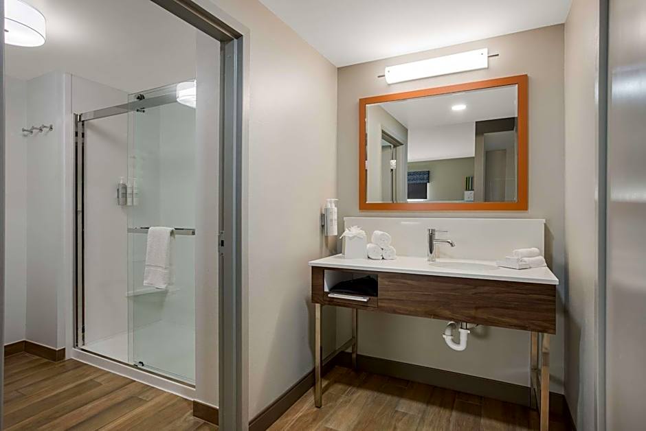 Hampton Inn By Hilton Linden, Nj