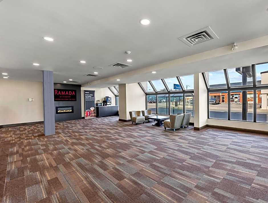 Ramada By Wyndham, Niagara Falls Near Fallsview District