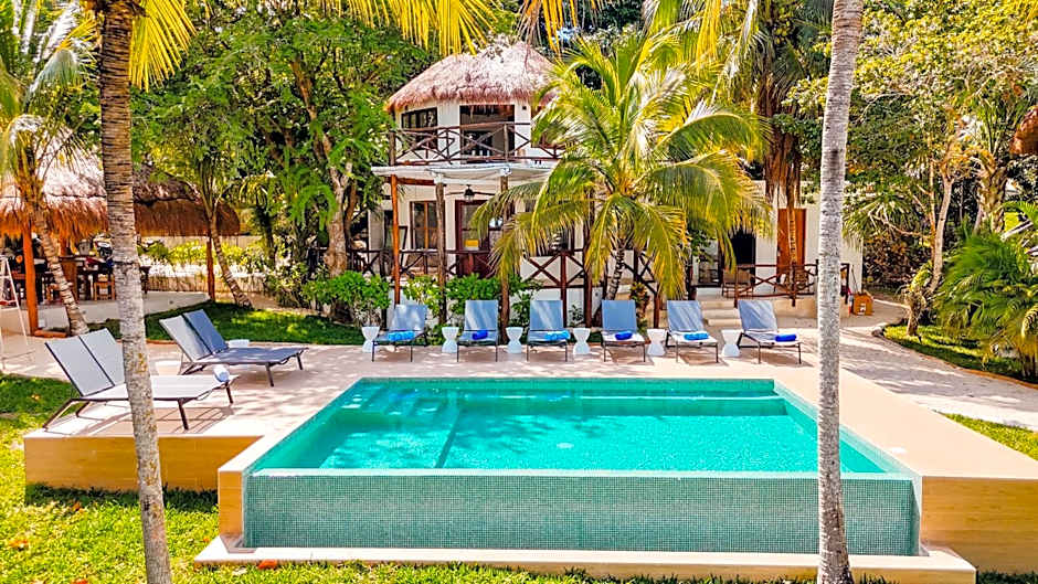 Azulea Bacalar Hotel & Spa - Lagoon Front