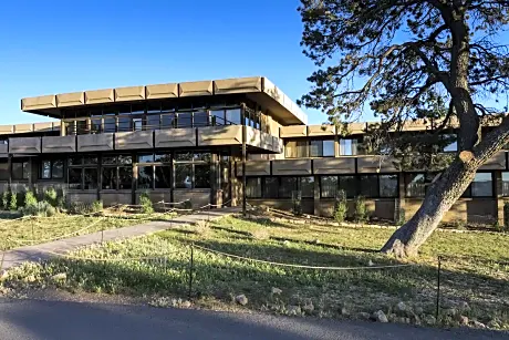 Kachina Lodge