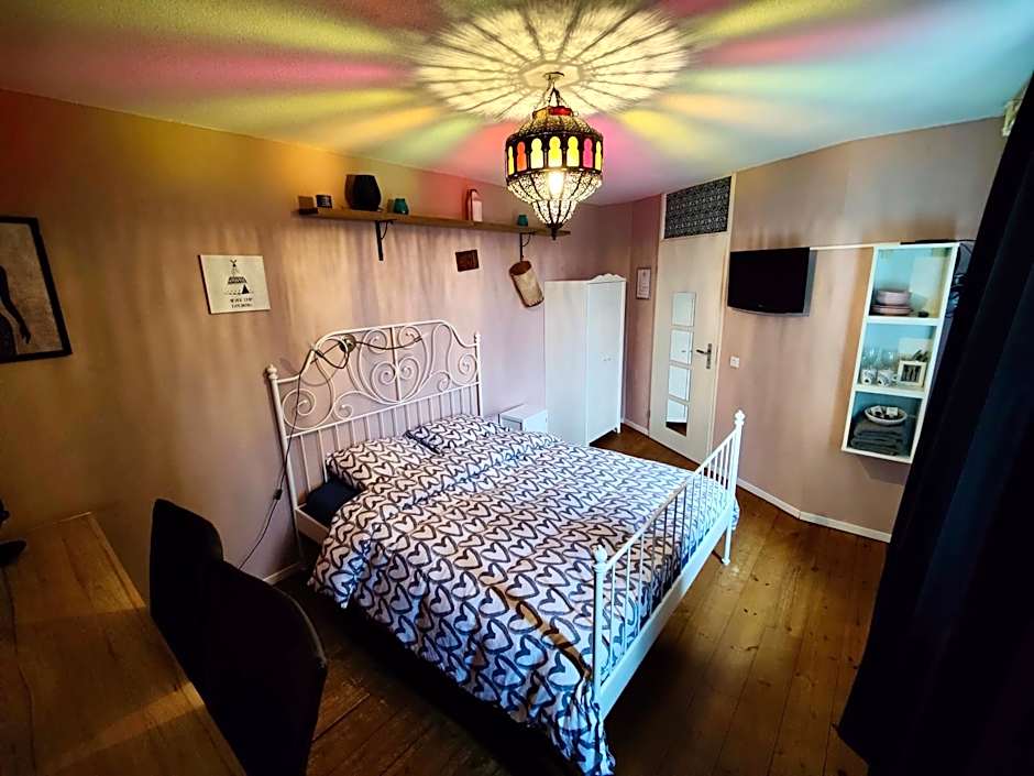 Silver Moon Bed & Breakfast