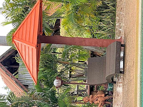 Himawari Restaurant and Cottage