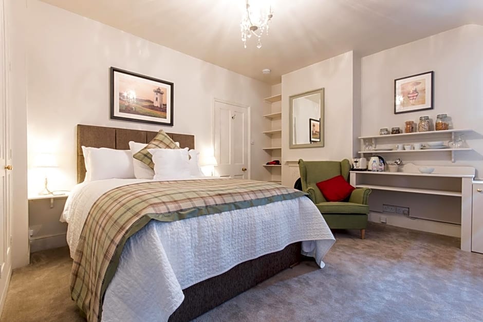 April House Weybridge - Boutique Guesthouse