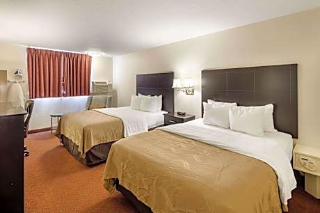Standard Queen Room with Two Queen Beds- Non-Smoking