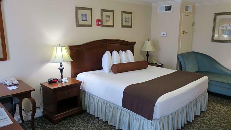 Best Western Plus French Quarter Courtyard Hotel