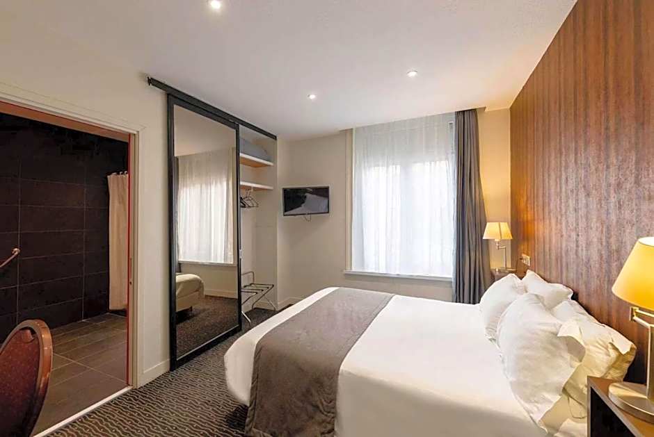 Metropol Hotel