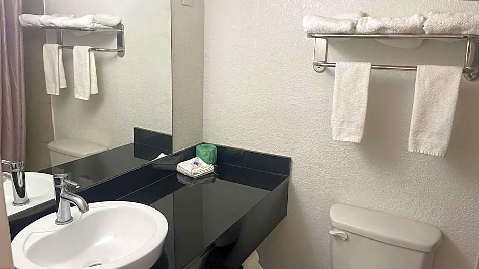 Motel 6-Wichita Falls, TX - North