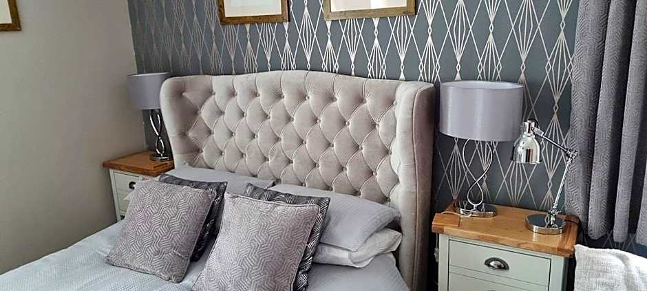 Anchor House 2 East Street Alford Lincolnshire LN13 9EQ