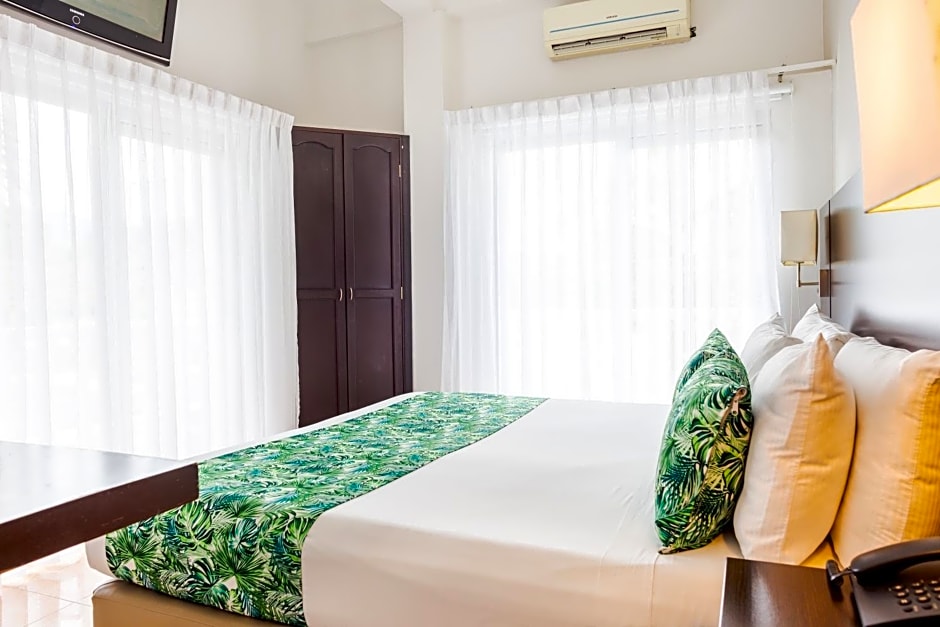 Hotel Manantial Melgar