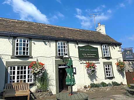 Ye Olde Bowling Green Inn