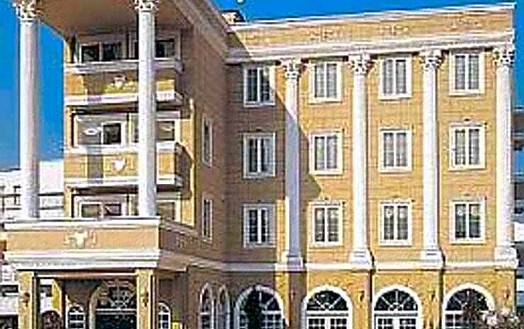 Princess Court Hotel