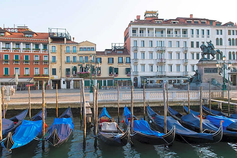 Photo 1 of 50 of Hotel Paganelli