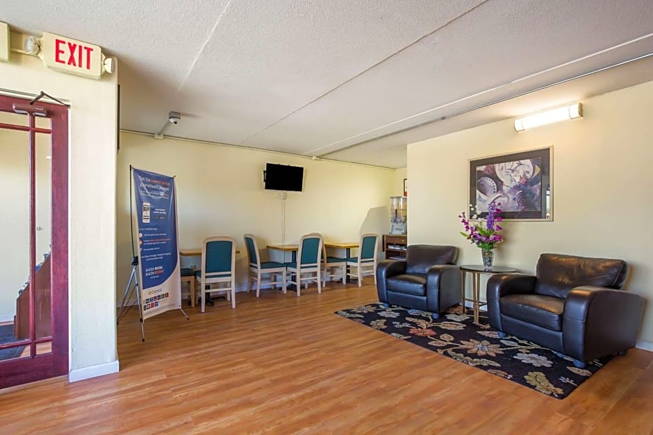 Econo Lodge