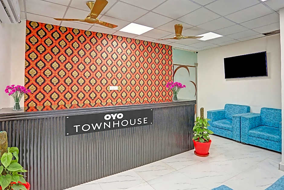 Townhouse Paradise Inn – Noida, DC
